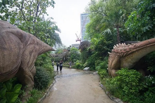 Dinosaur Exhibition in Shopping Centers