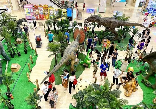 Dinosaur Exhibition in Shopping Centers