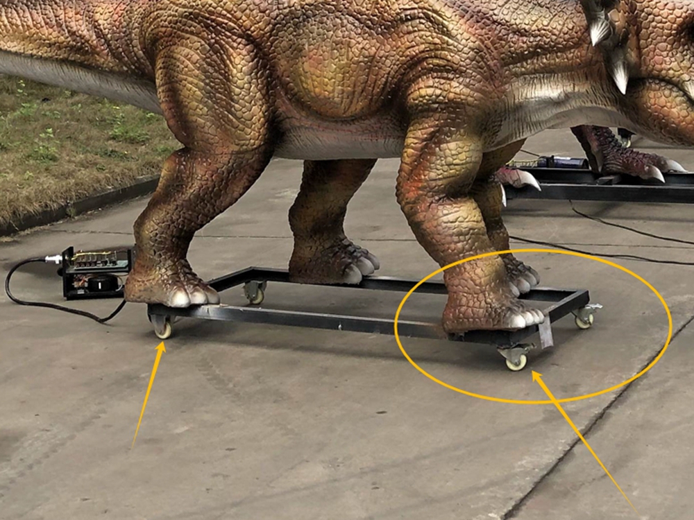 Rubber-Wheeled Chassis for Dinosaurs