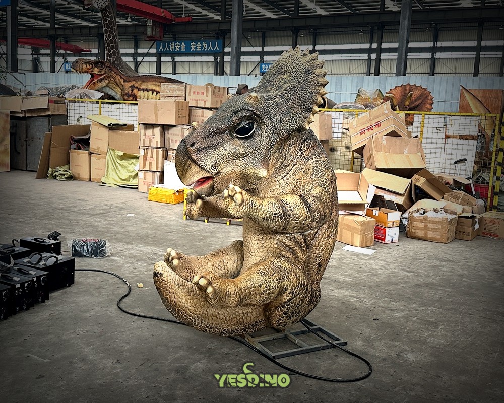 Realistic dinosaur costume features 5 realism elements.jpg