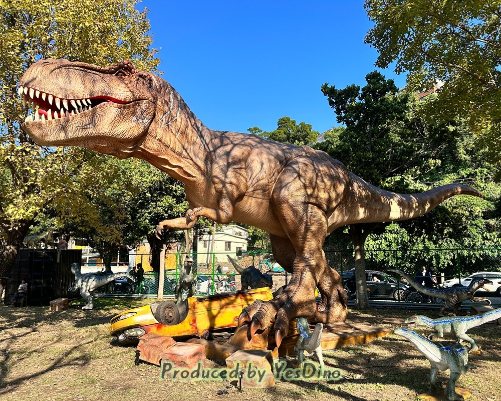 15meters animatronic t-rex.webp
