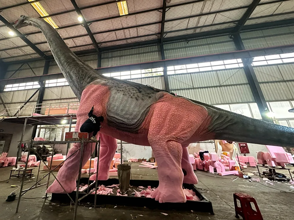 Skin making for 20m Argentinosaurus