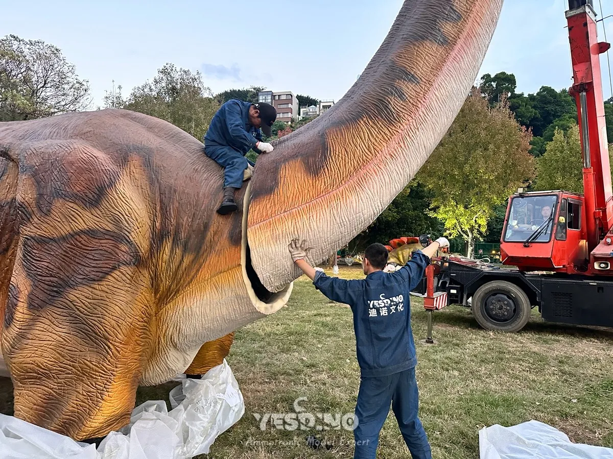 Neck assembly for 20‑meter Mamenchisaurus