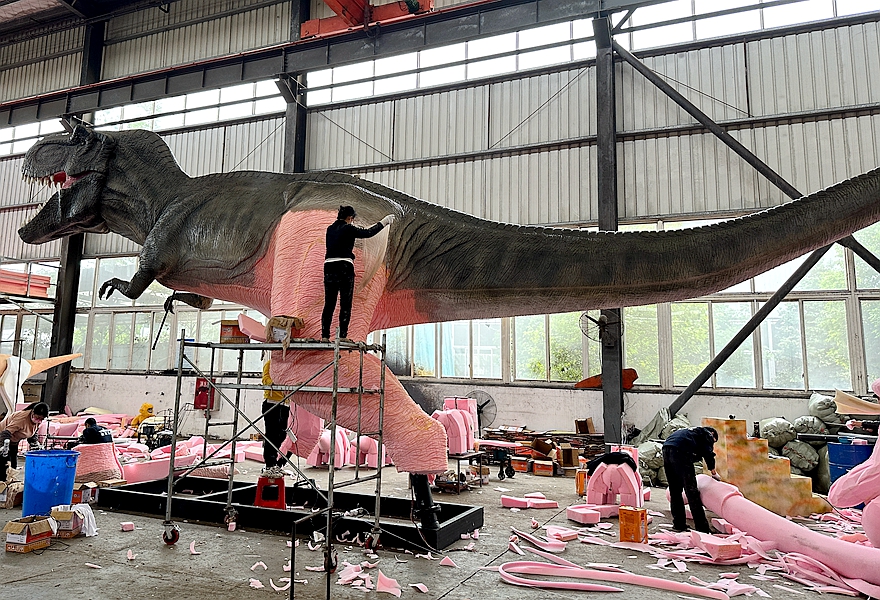 Dinosaur Exhibition in Shopping Centers